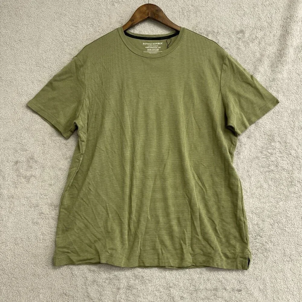 NWOT Banana Republic Men's XXL Luxe Touch Performance Tee Olive Green